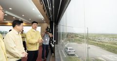 남재헌 해수부 차관, 인천신항 찾아 운영·건설 현장 점검
