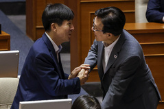 김민석, 사회민주당 대표 만나 "진보 정치 세력 더 성장했으면…진보 모임 하기로"
