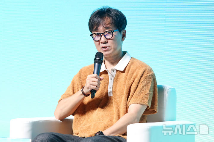 장항준 감독 "우린 대양으로 나선 돛단배…창작자는 즐겨야"