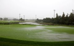 KPGA 동아회원권 오픈 3R 악천후로 순연…23일 잔여 경기