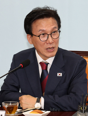 김민석, 의원들에 메시지…"개별 발언이라도 문제 생기면 공개 경고"