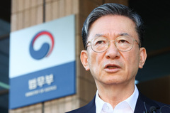 정성호 "형소법 등 고민에 수면장애…공소청, 검사 많이 필요"