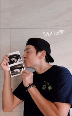 팀·김보라, 둘째 임신…"셋에서 넷으로"