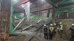 울산 중구 아파트 공사장 철판 구조물 붕괴…작업자 3명 추락