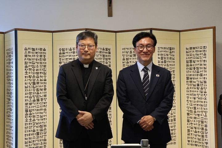 정순택 대주교, 김민석 민주당 대표 접견…'2027 서울 WYD' 협력 요청