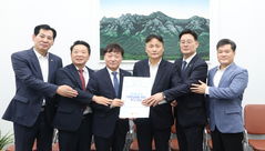 경기도의회, 국회에 '지방의회법' 제정 촉구…제정안 전달