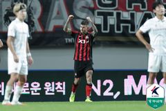 '클리말라 결승골' K리그1 선두 서울, 부천 1-0 꺾고 3연승