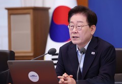 李 "민주진영 집권하면 개혁 열망 커…선명한 개혁 칭찬받기 좋지만 저항 키워"