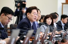이 대통령, KTX-SRT 통합 요금인하에 "철도 적자·교통양극화 살펴야"