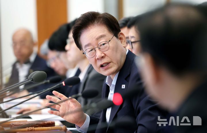 李, '귀향' 재개봉에 