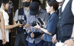 경찰 "부 경장 휴대폰에 실종자들 번호 없어…여전히 부인"