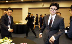 한동훈 "장동혁, 사당화로 이재명 정권 폭주 못 막아"