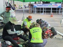 폭우 피해 거제서 '농기계' 수리 지원…전문관 30명 투입