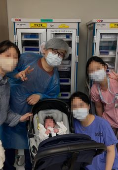 강준우, 초미숙아 아들 퇴원…"진료비만 2억, 국민 도움에 감사"