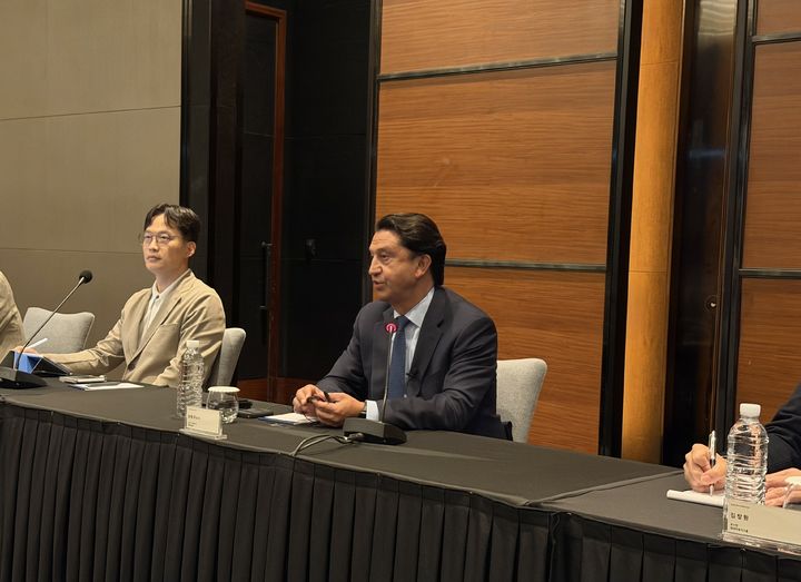[현장] 무뇨스 현대차 사장 "전기차 캐즘 끝났다…EREV가 개척자 될 것"