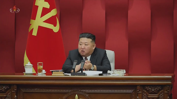 김정은, 中시진핑·네팔 대통령에 위문전문…"하루빨리 평온 되찾길"