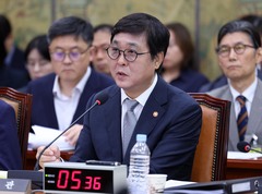 최휘영 "종묘앞 세운4구역 개발, 세계유산영향평가 절차 지켜야"