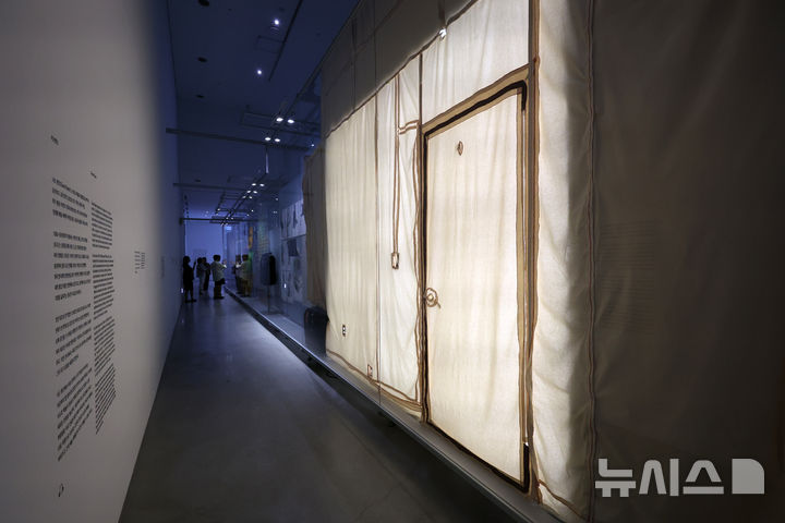 국립현대미술관, '서도호' 개인전 개최