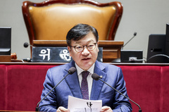 與 "경찰청장 장기 공백, 이재명 정부에 책임 돌려선 안 돼…계엄 후과"