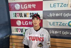 LG가 반기는 차세대 거포의 탄생…송찬의 "땅볼 친다는 생각으로 타격"