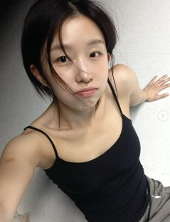 '장기하♥'윤가이, 이렇게 날씬했나…민낯 셀카 속 청순미