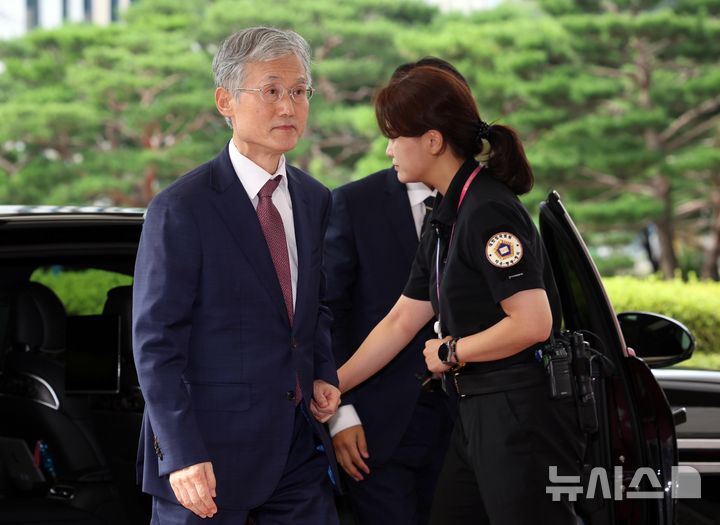 대법원 들어서는 조희대