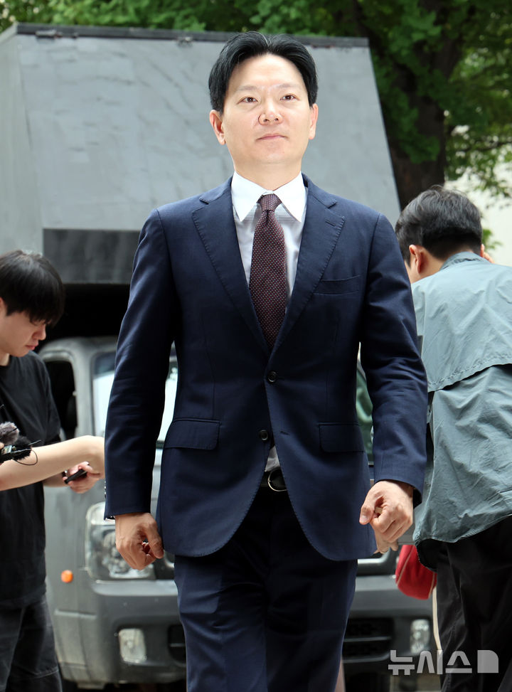 광수대 출석하는 박상용 검사