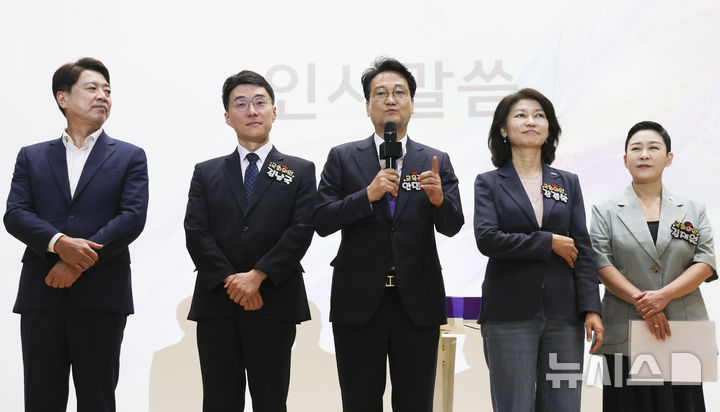 인사말하는 안민석 경기도교육감