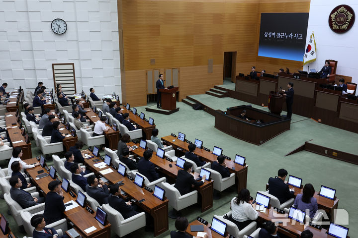 시정질문 답변하는 오세훈 시장