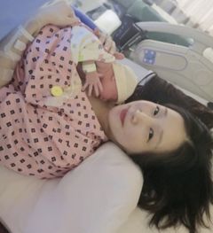 박소영♥문경찬, 딸 출산…"30시간 진통 끝에 태어나"