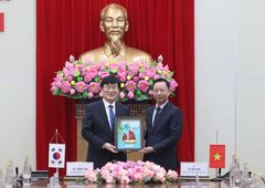 청주시, 베트남 꽝닌시와 우호도시 협약…경제·관광 협력 확대