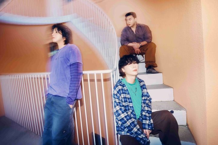 밴드 킥(KIK), 새 싱글 '로드' 공개…호주 싱송라 윌 하이드와 협업