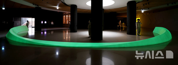 associate_pic