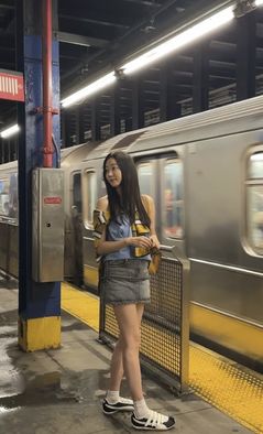 '48세' 김사랑에 쏟아진 극찬…"학생 같아요"