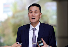 '내란 가담 혐의' 김명수 前합참의장, 첫 공판서 모든 혐의 부인