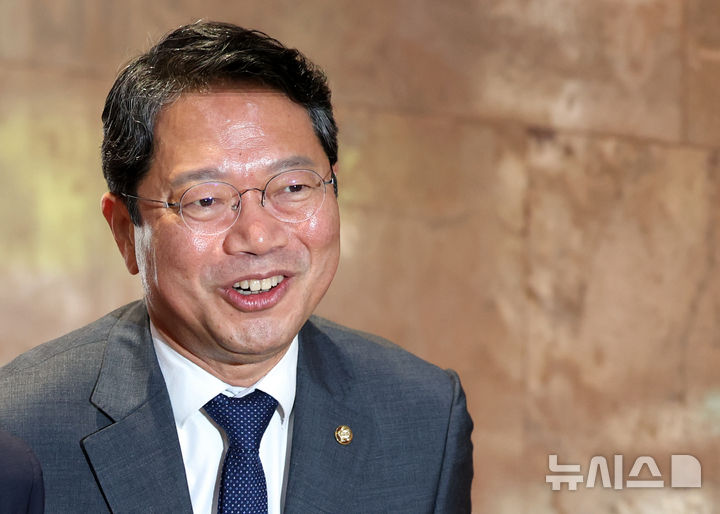 김승원 법무부 장관 후보자 인청준비단 구성
