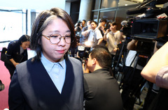 "용혜인, 부모와 공항 귀빈실 이용"…직권남용 혐의로 고발당해