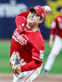 '이로운 쾌투' SSG, NC 꺾고 3연승…KIA, 키움 꺾고 3위와 2.5경기차(종합)