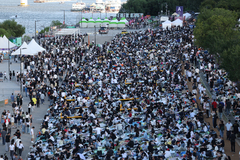 '불꽃축제' 5호선 여의나루역 무정차 통과 종료…정상 운행(종합)