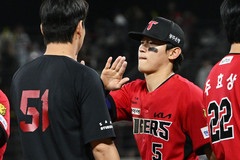 KIA 김도영, 최연소 40홈런 무산…삼성, LG 꺾고 1위 수성(종합)