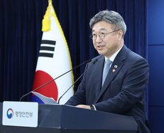 윤호중, 초대 중수청장에 "국민 신뢰 위해 역량 다해주길"