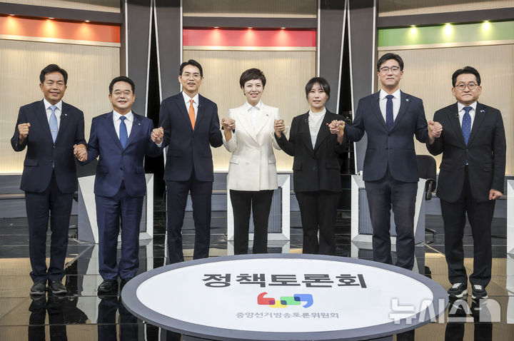 여야, 부동산 해법 시각차…"공공이 마중물" "시장 통제 벗어나야"