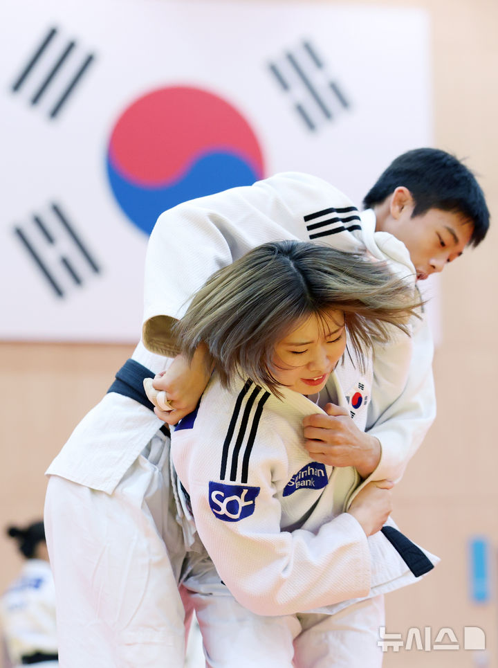 훈련중인 허미미