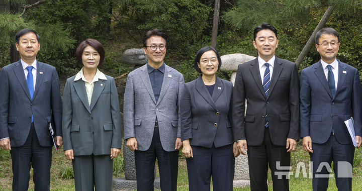 당정 "'사법통제부' 명칭, '불송치 사건 심사부'로 변경…경찰개혁 더 강력하게 진행"(종합)