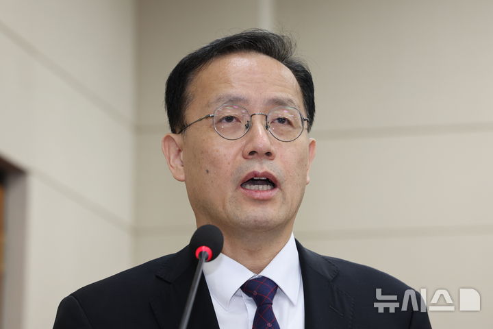 여야, 이형일 경제부총리 후보자 '비거주 1주택' 놓고 공방 [뉴시스Pic]