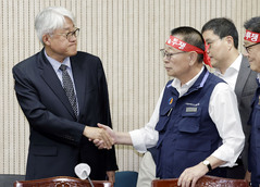 교통대란 피했다…서울 시내버스 노사 협상 극적 타결