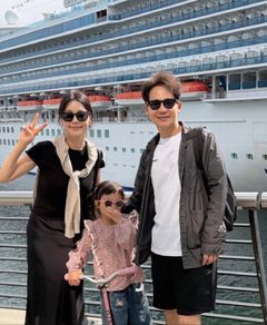 한지혜, 검사 남편·6살 딸과 캐나다 여행…행복한 미소