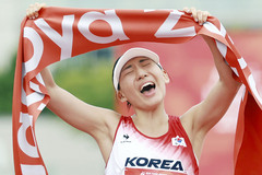 성승민, 금메달 환호
