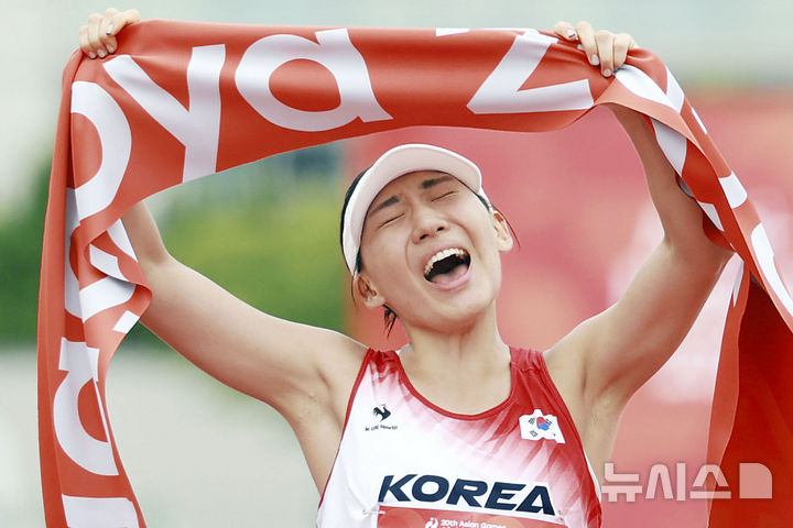 근대5종 성승민, 한국 1호 금메달…단체전에선 은메달(종합)[나고야AG]