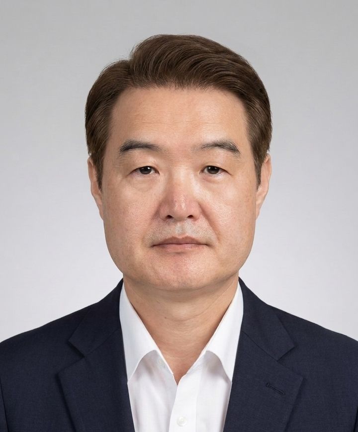 안주 아닌 도전의 결실…56세 늦깎이 9급 공무원 김태련씨